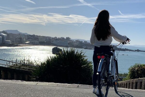 Quels sont les villes de la Côte Basque où on trouve le plus de loueurs de vélo ?